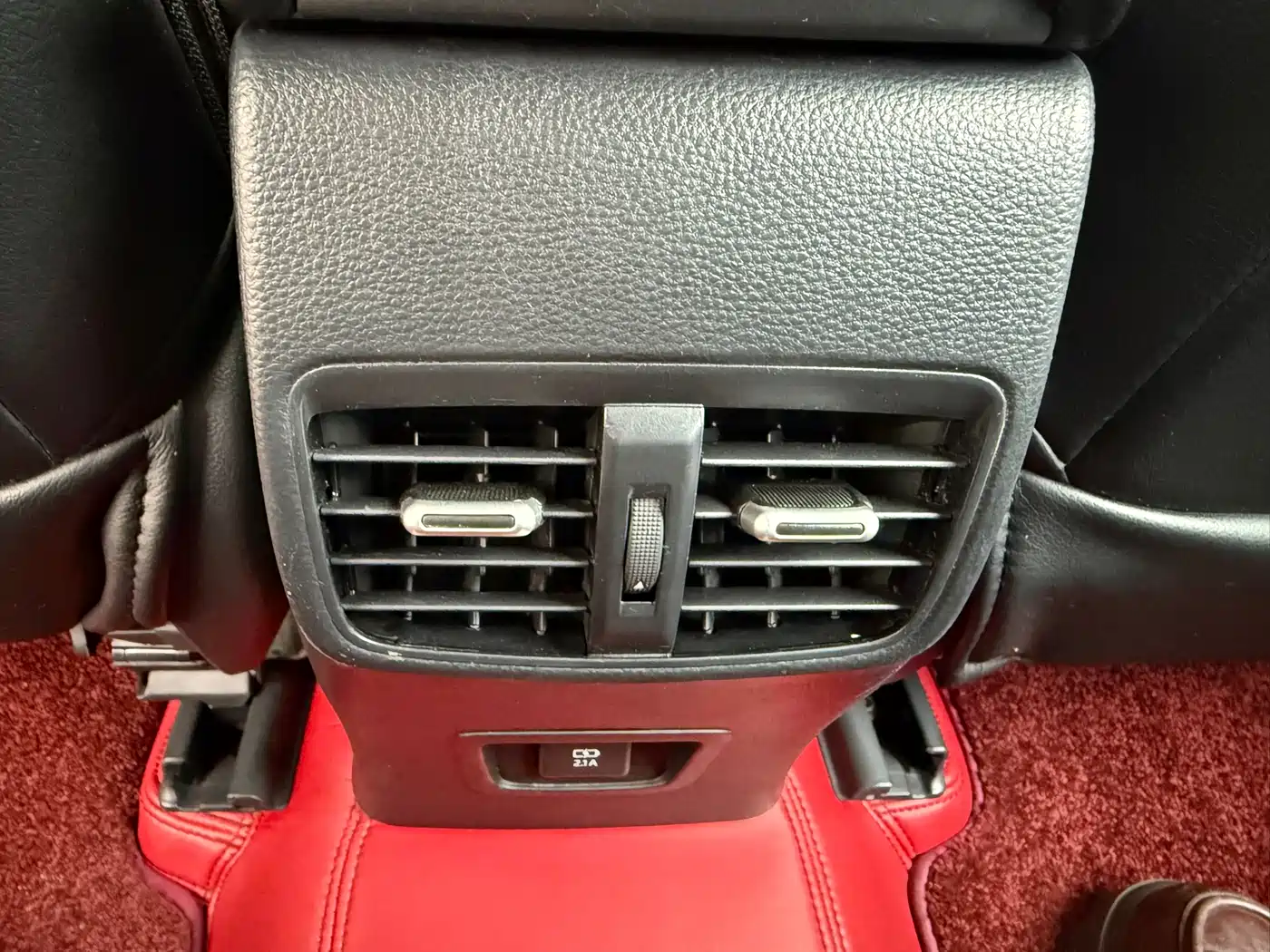 Toyota Levin 2022 185T CVT Luxury Edition фото 10
