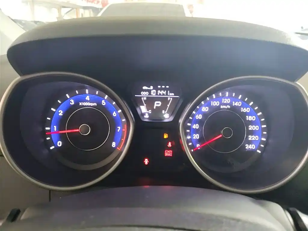 Hyundai Langdong 2015 1.6L Auto Trend фото 12