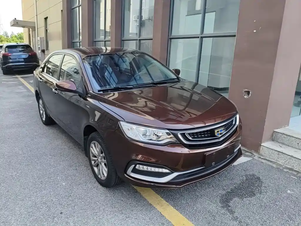 Фото 4 - Geely Vision