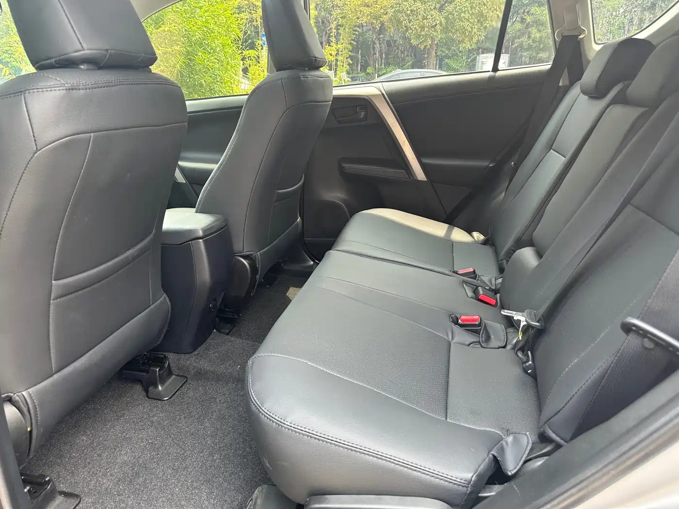 Toyota RAV4 Rongfang 2019 2.0L CVT 2WD Trend Edition China VI фото 11