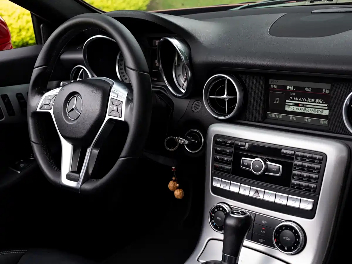 Mercedes-Benz SLK-Class 2015 2011 SLK 200 Fashion