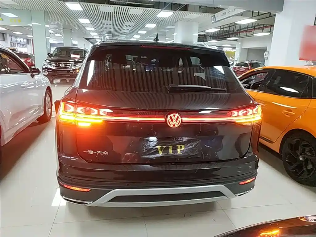 Volkswagen Tayron 2025 Shared Joy 300TSI фото 4