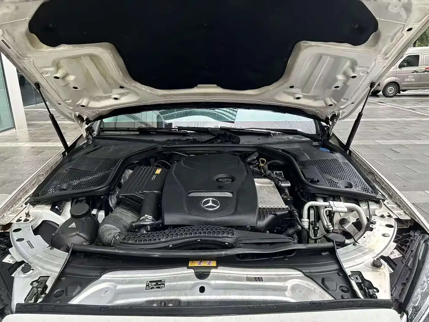 Mercedes-Benz C-Class 2017 Facelift C 200 L Sport Edition фото 13