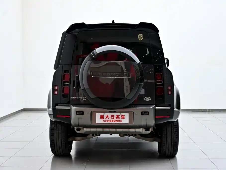 Фото 8 - Land Rover Defender