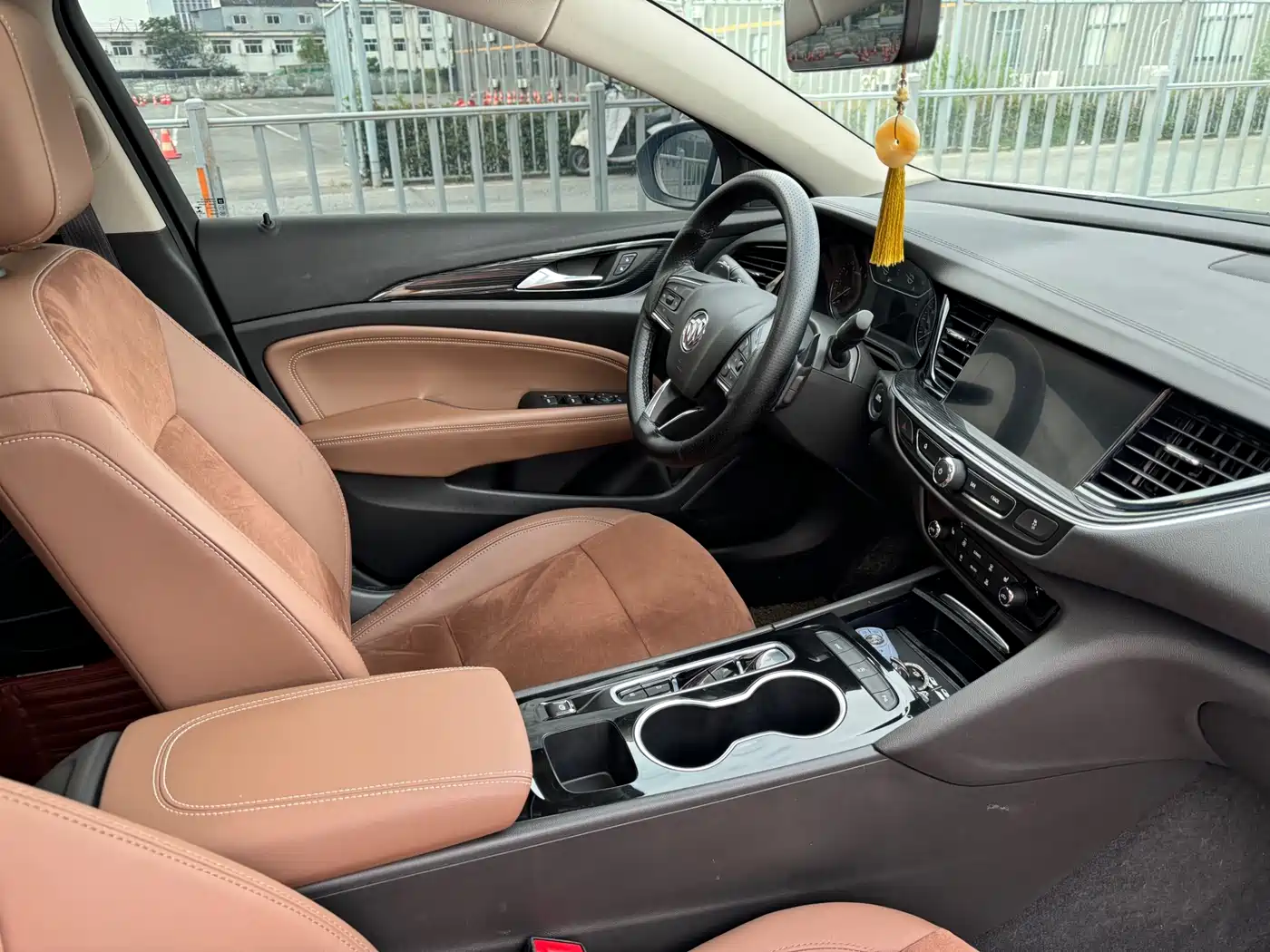 BUICK REGAL