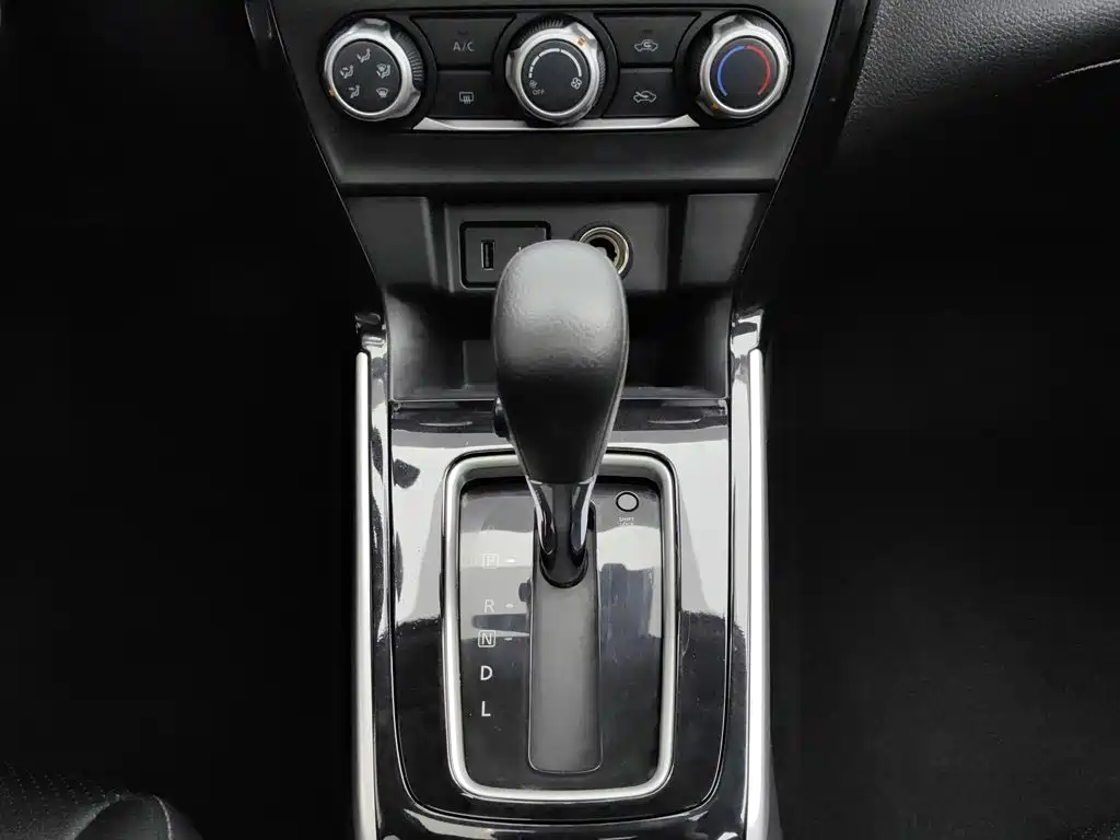 Фото 13 - Nissan Sylphy