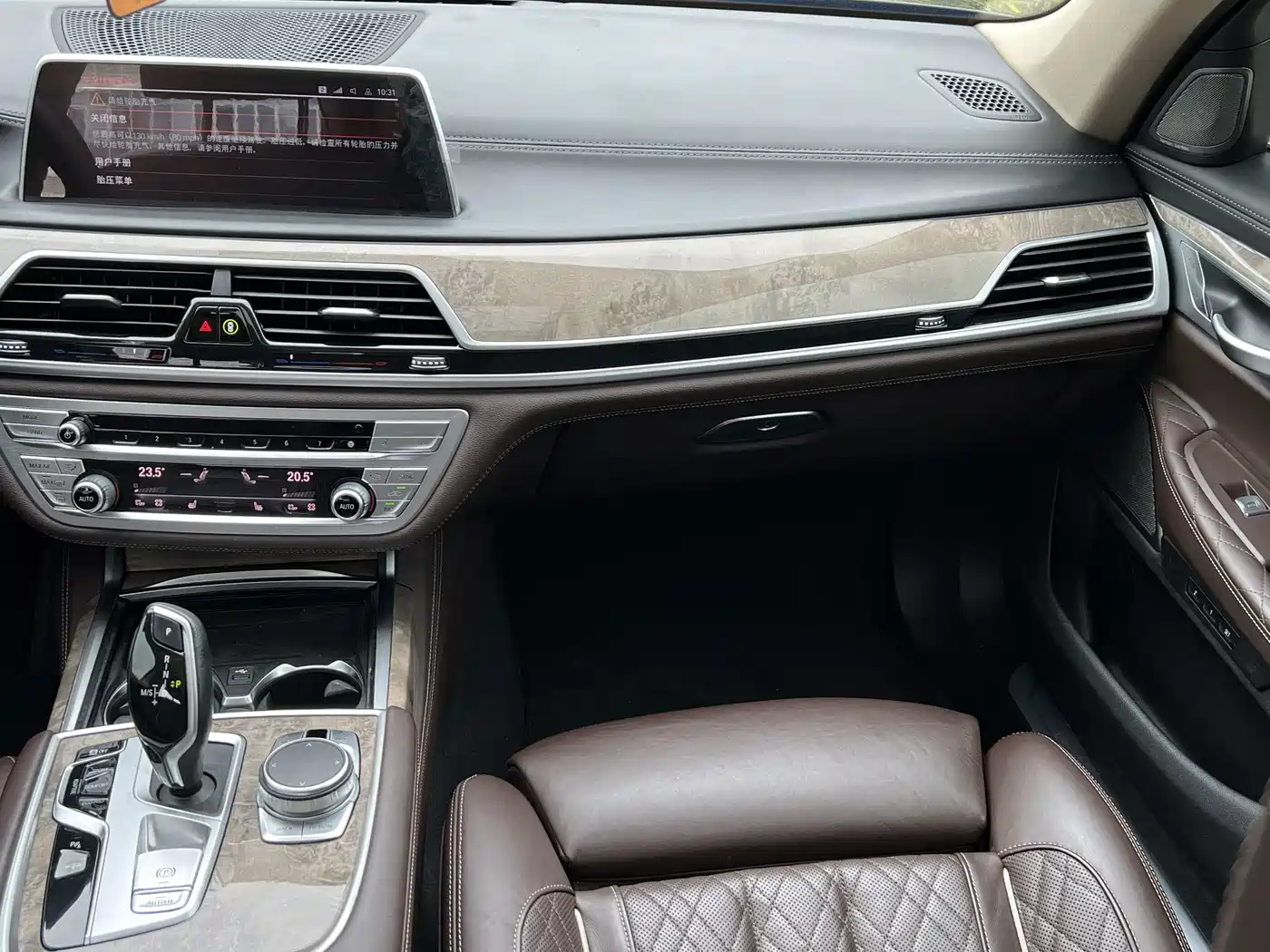 BMW 7 Series 2019 Facelift 740Li Leading Luxury Package фото 11