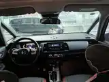 Фото 12 - Honda Fit