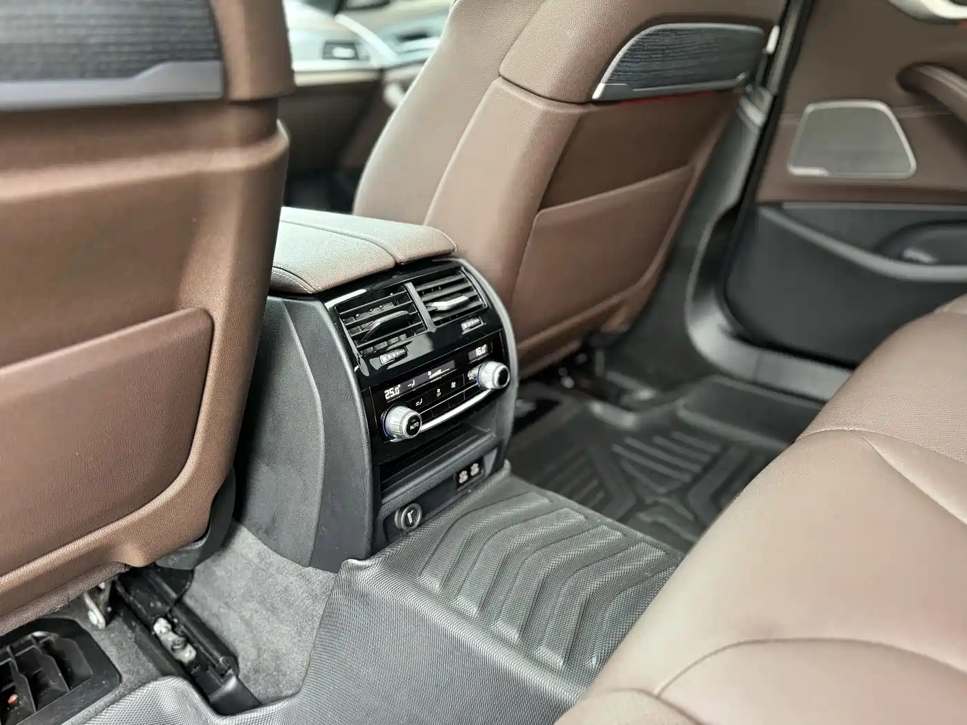 BMW 5 Series 2023 Facelift 530Li Premium M Sport Package фото 13
