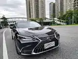 Фото 3 - Lexus ES