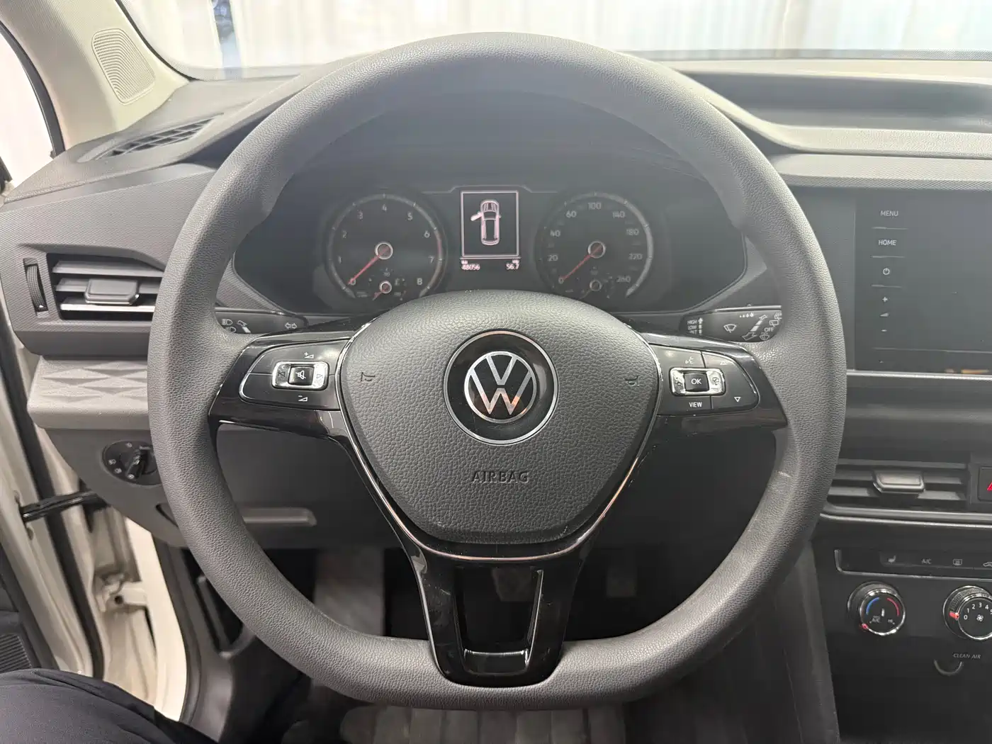 Volkswagen Tharu 2021 Model 280TSI 2WD Trend Edition фото 14