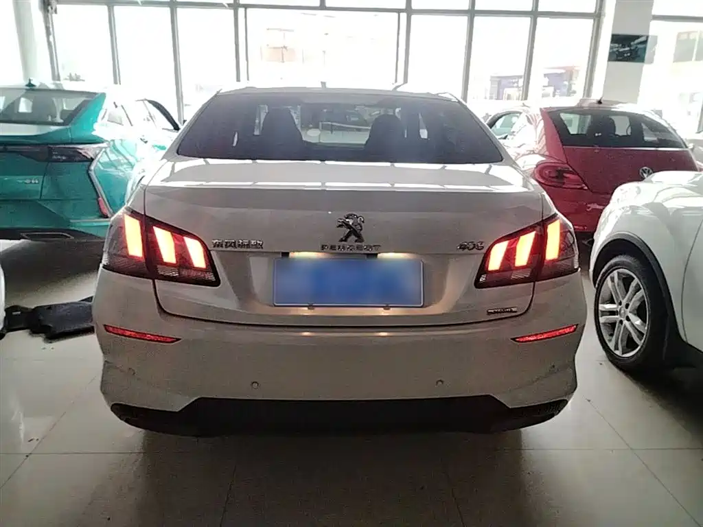 Peugeot 408 2020 360THP 10th Anniversary Commemorative Edition фото 6