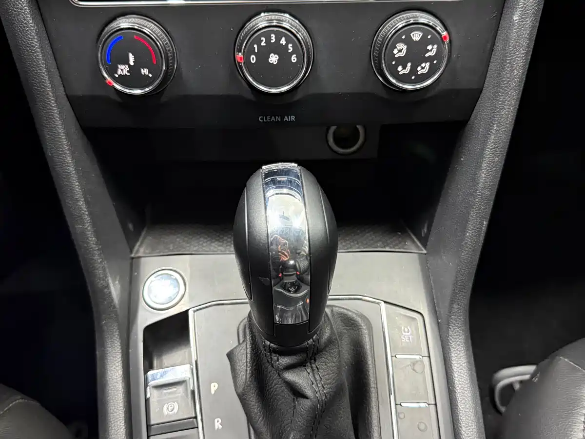 Volkswagen Tharu 2021 Model 280TSI 2WD Trend Edition фото 16