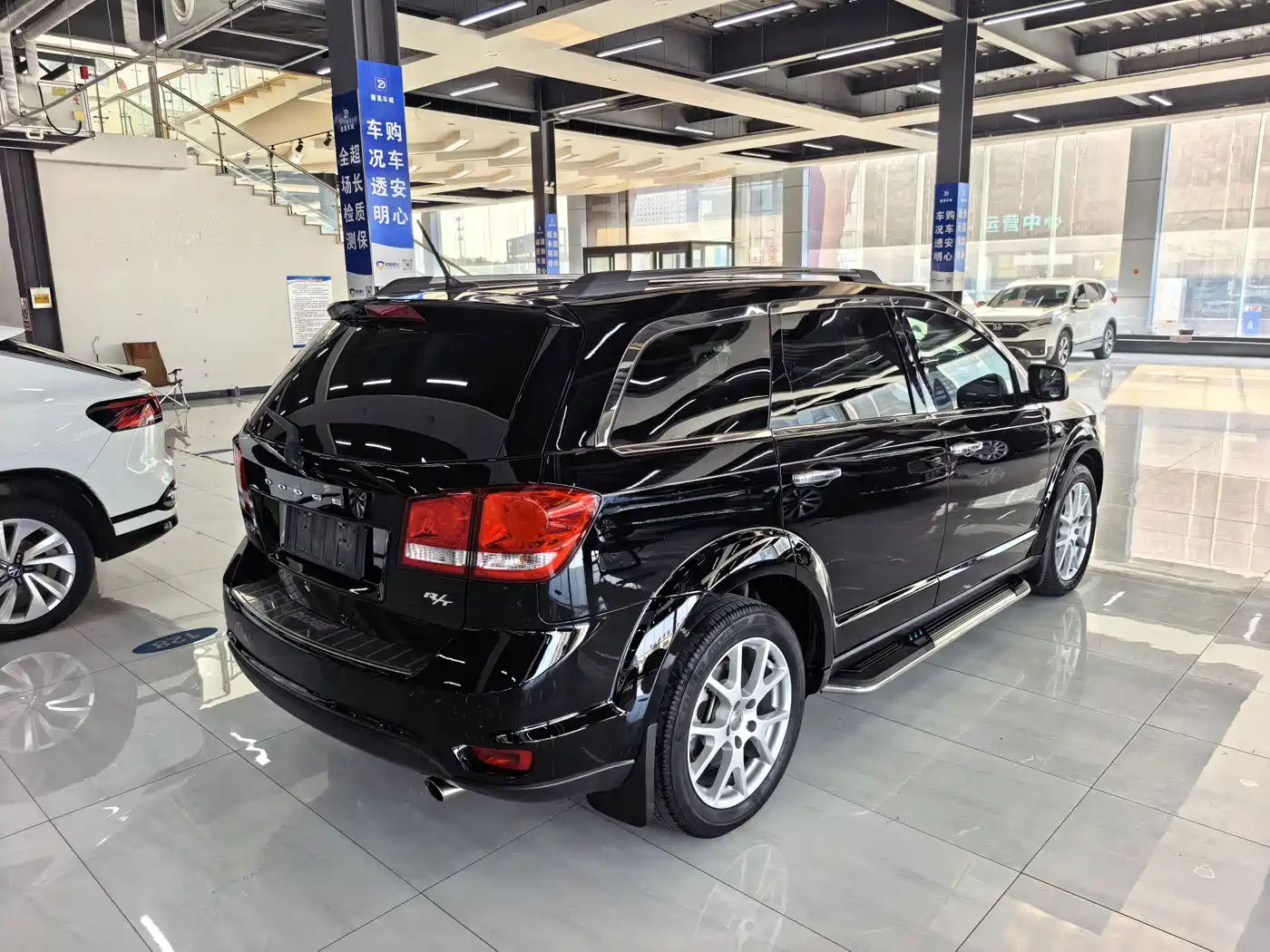 Dodge Journey 2015 2013 Model 2.4L 2WD Premium Edition