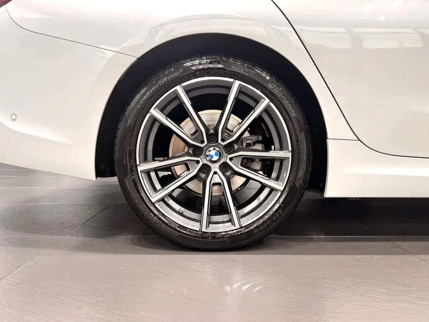 BMW 3 Series 2020 325Li M Sport Package фото 4