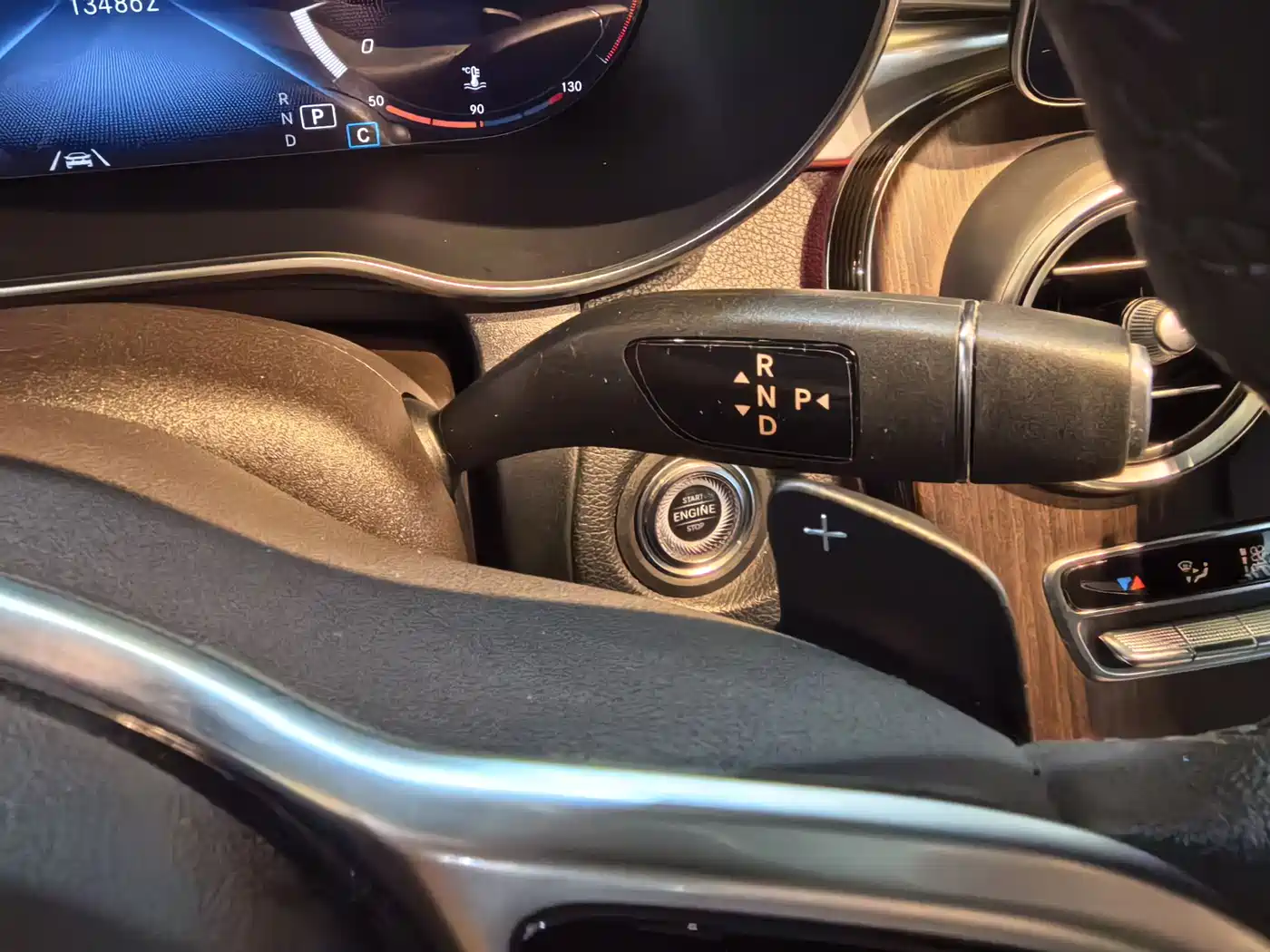 Mercedes-Benz GLC 2020 Facelift GLC 300 L 4MATIC Dynamic фото 18