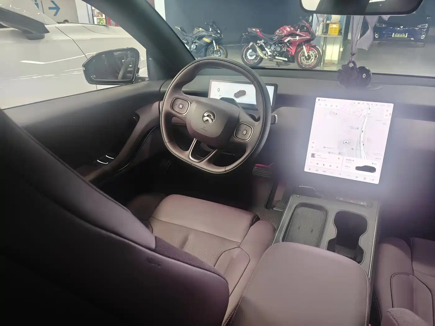 NIO ET5T 2023 Model 75kWh Touring фото 12