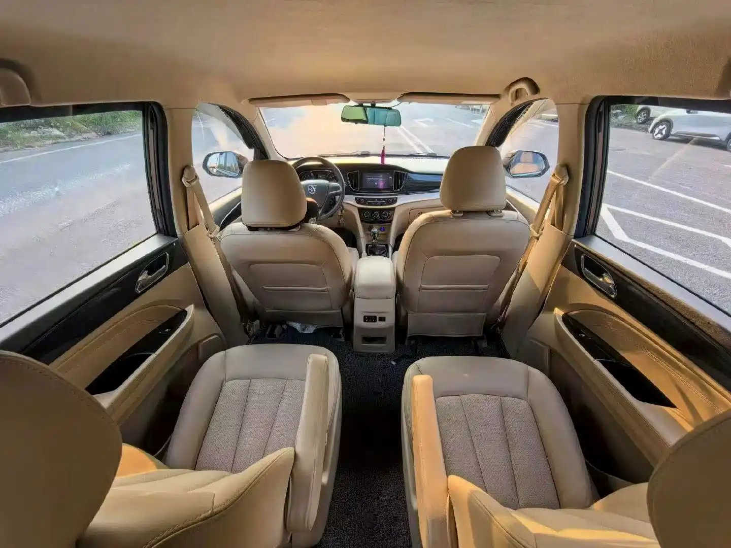 Фото 7 - Baojun 730