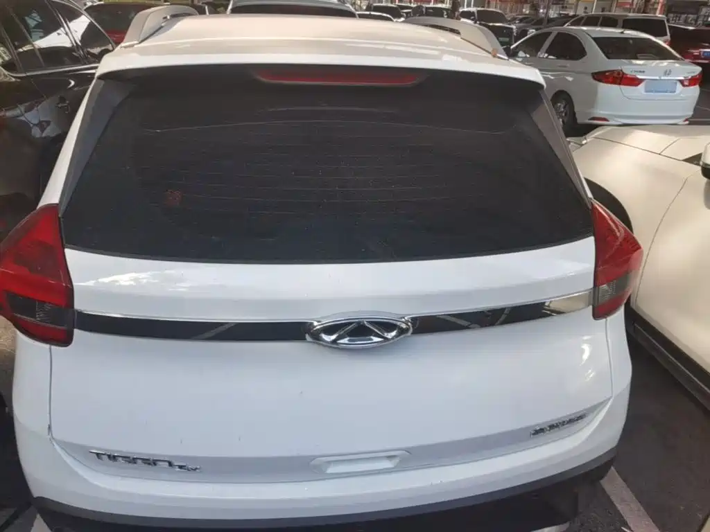 Фото 6 - Chery Tiggo 3x