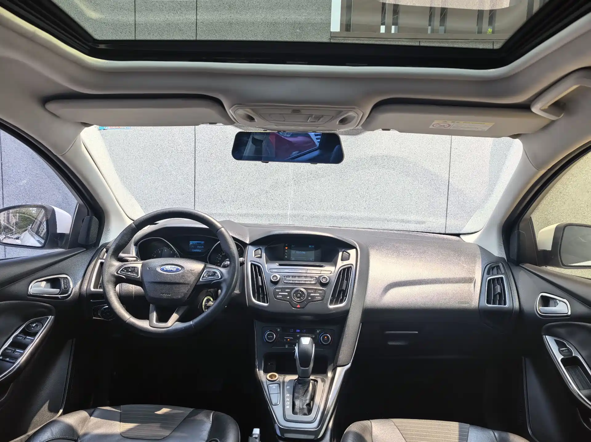 Фото 5 - Ford Focus