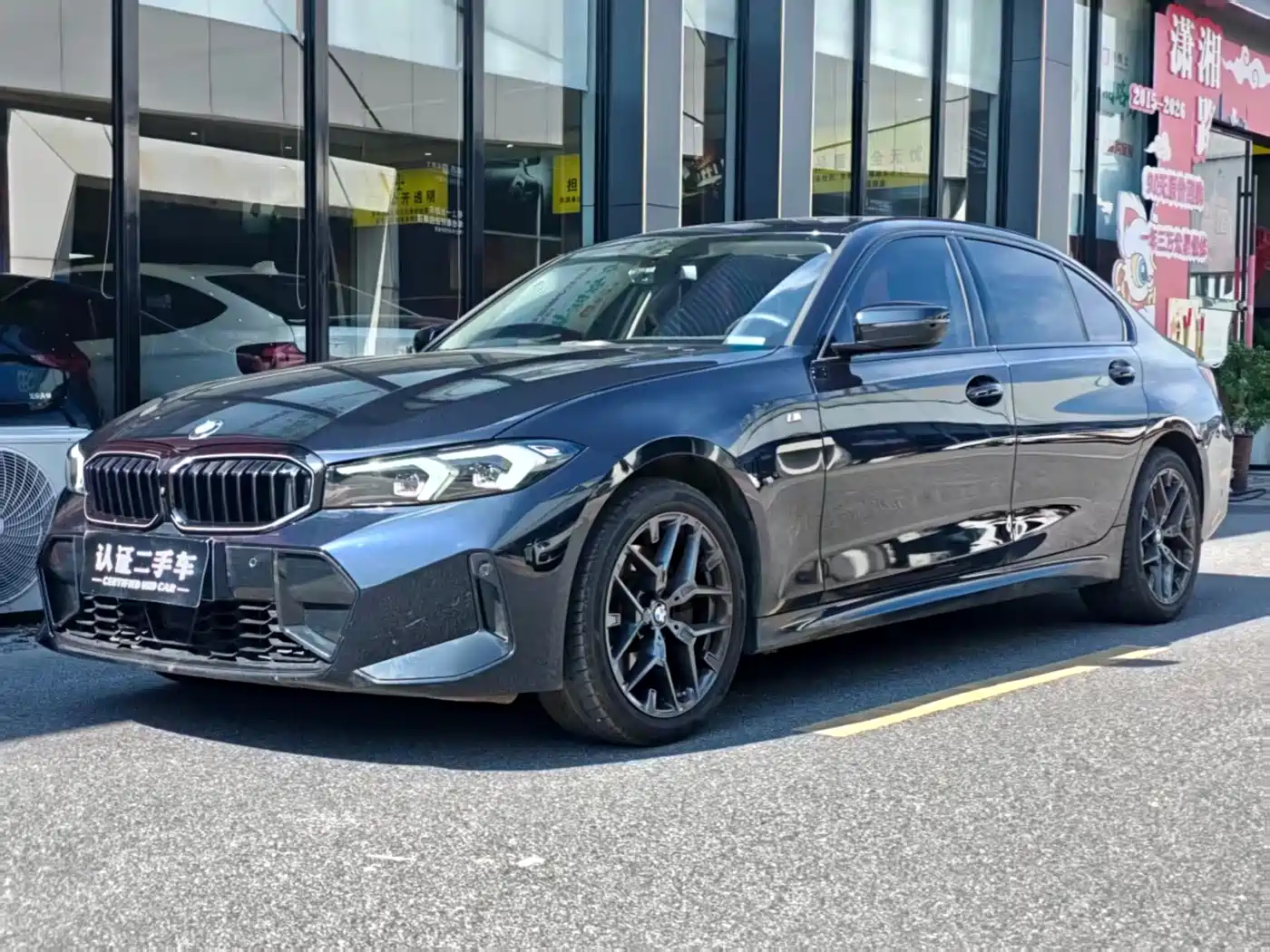 BMW 3 Series 2026 2026 330Li M Sport Shadowline Package