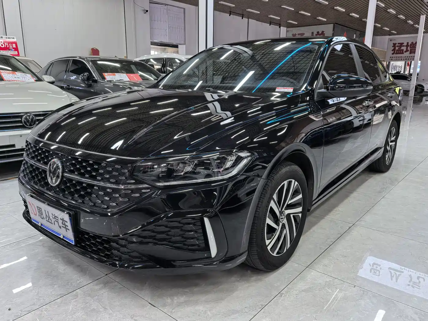 Volkswagen Lavida 2024 Model 300TSI DSG Starlight Leading Edition