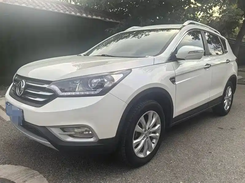 Dongfeng Aeolus Dongfeng Fengshen AX7 2016 2.0L Automatic Smart Joy