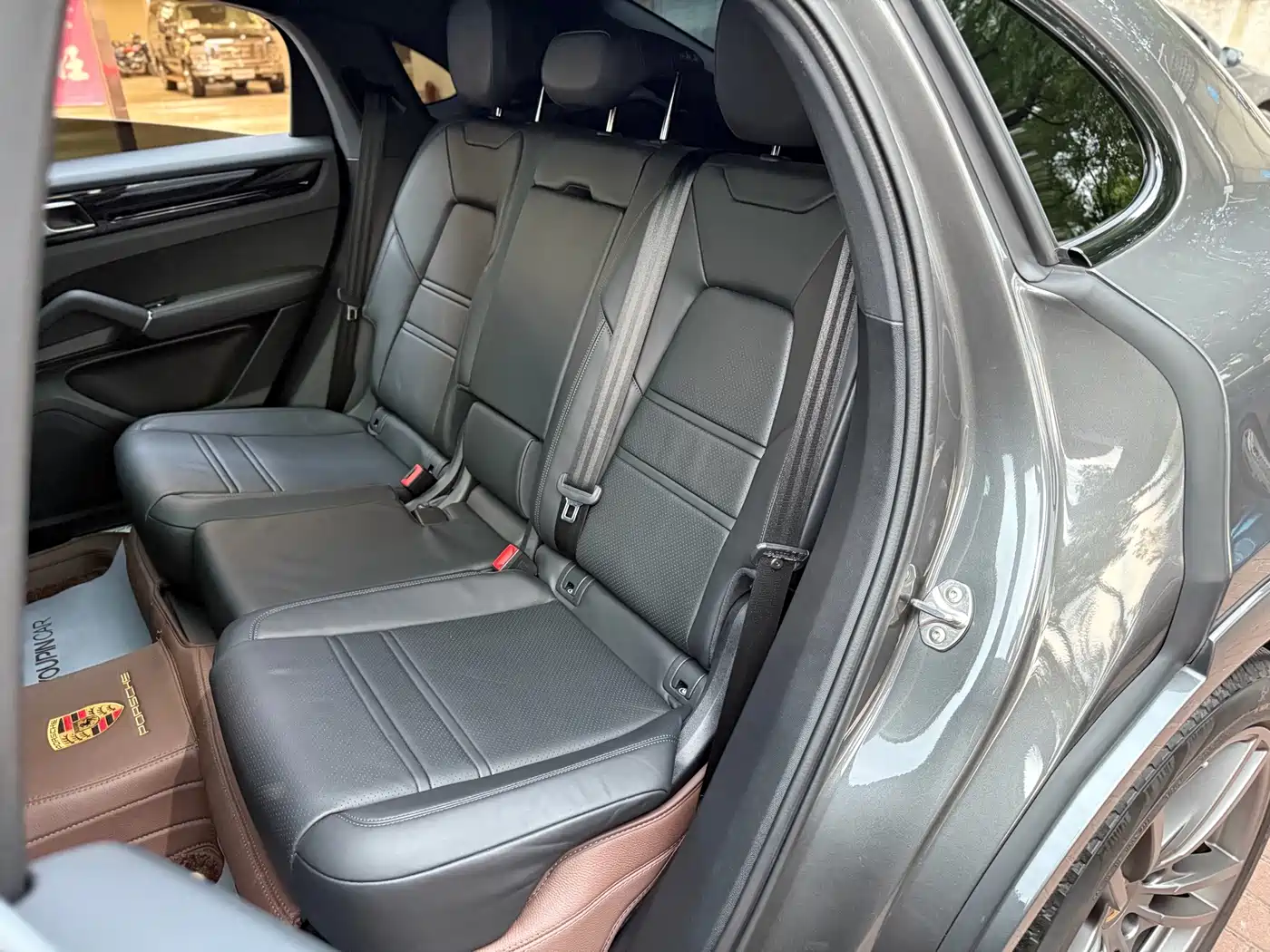 Фото 22 - Porsche Cayenne