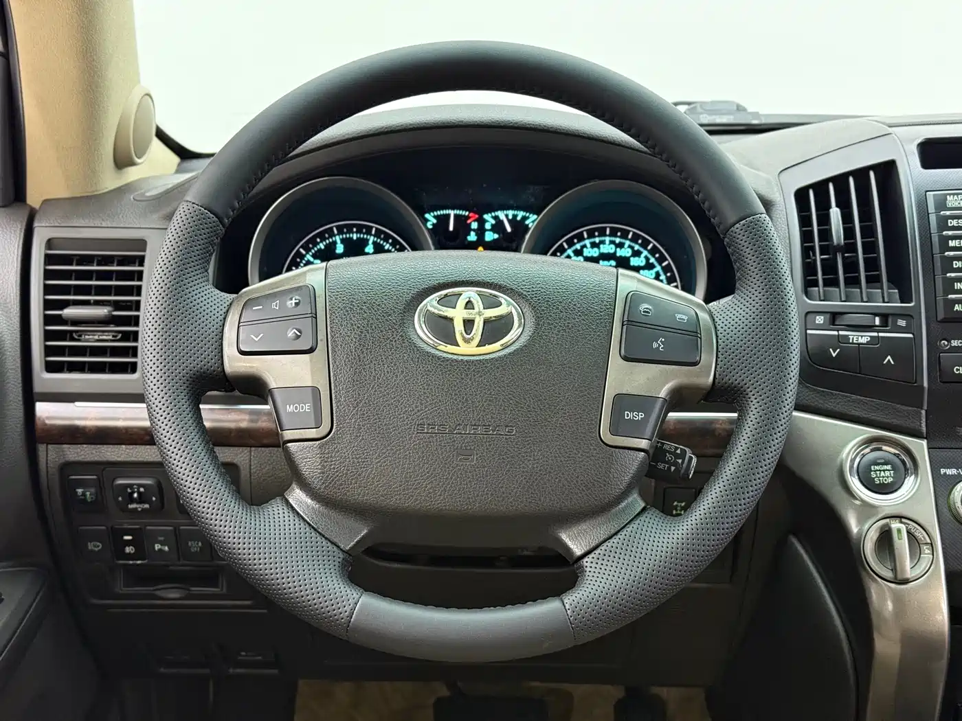 Toyota Land Cruiser 2007 4.7L Automatic VX-R фото 17