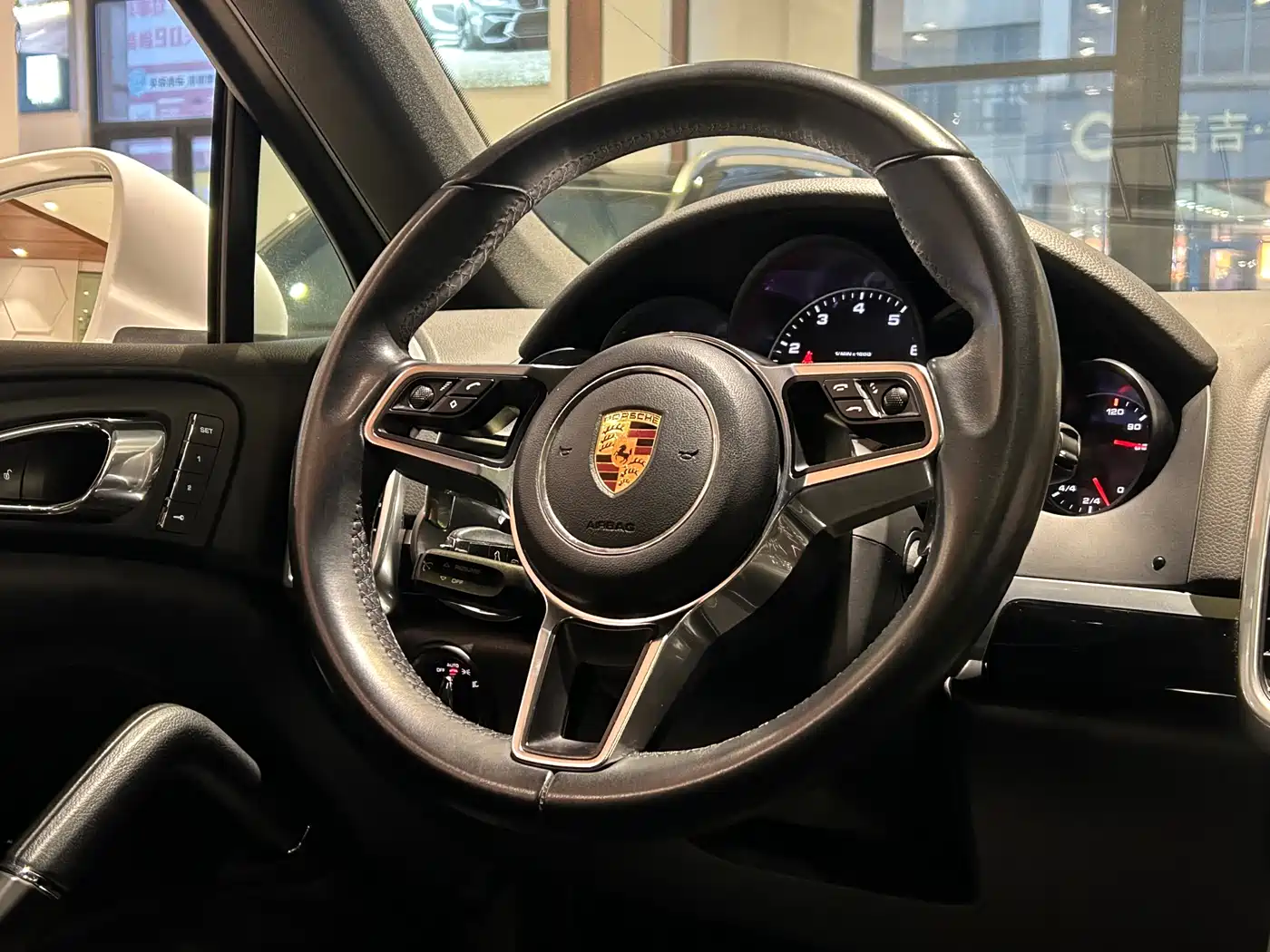 Porsche Cayenne 2015 Cayenne 3.0T фото 25
