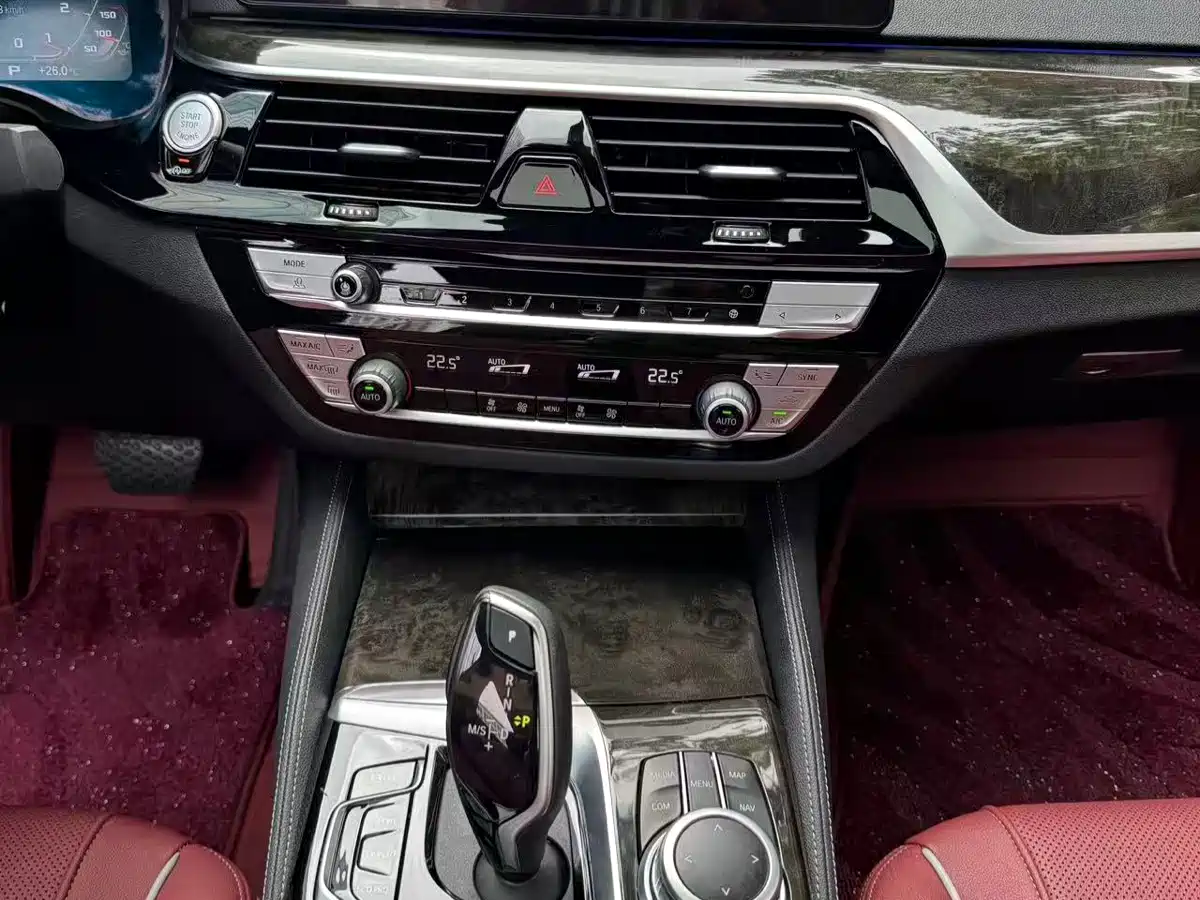 BMW 5 Series 2022 Facelift 525Li M Sport Package фото 12