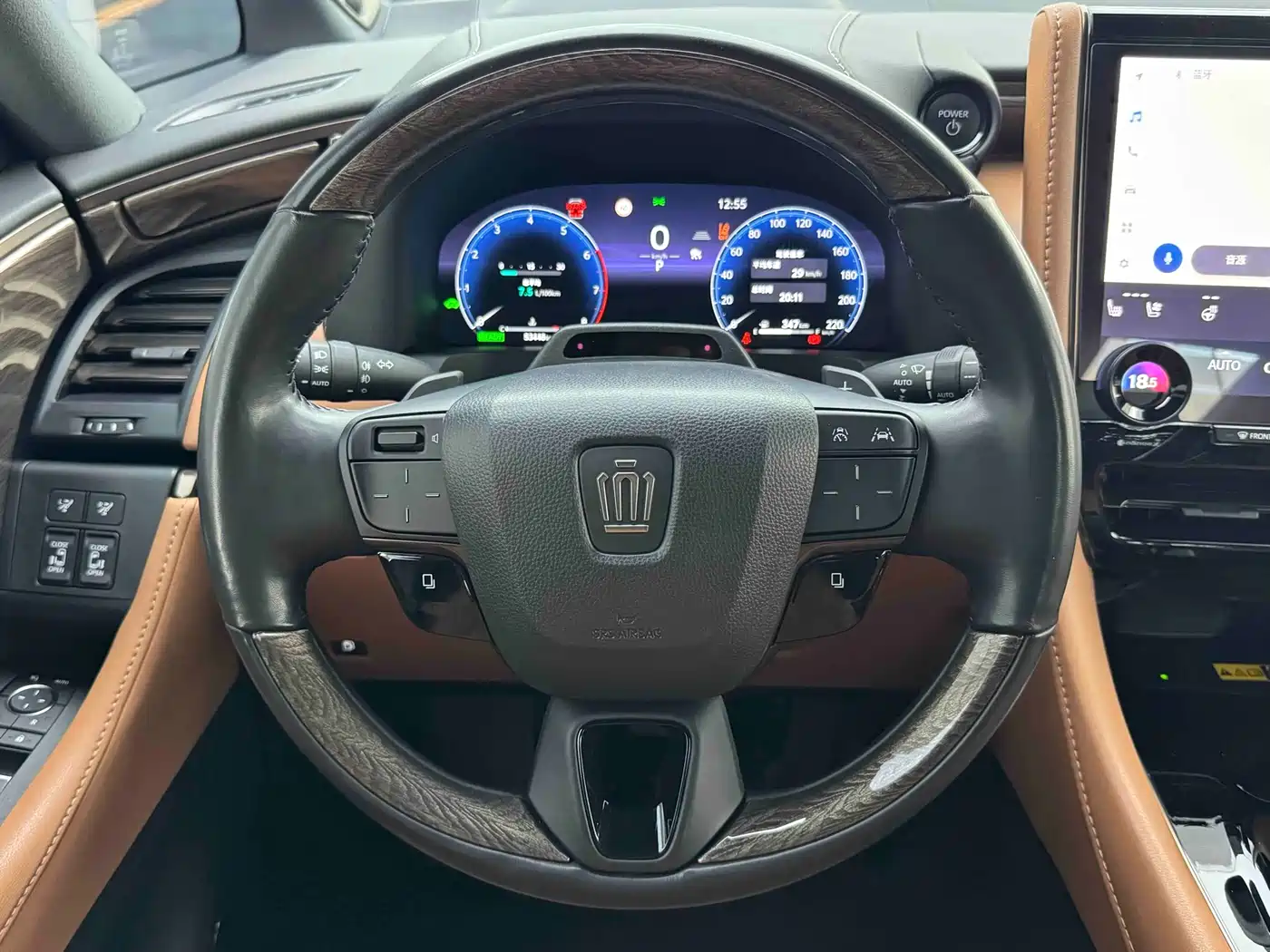 Toyota Vellfire 2024 Crown Hybrid 2.5L Executive Premium Edition фото 9