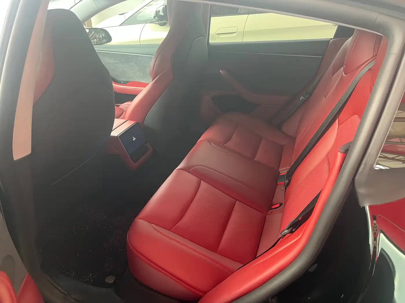 Фото 5 - Tesla Model 3