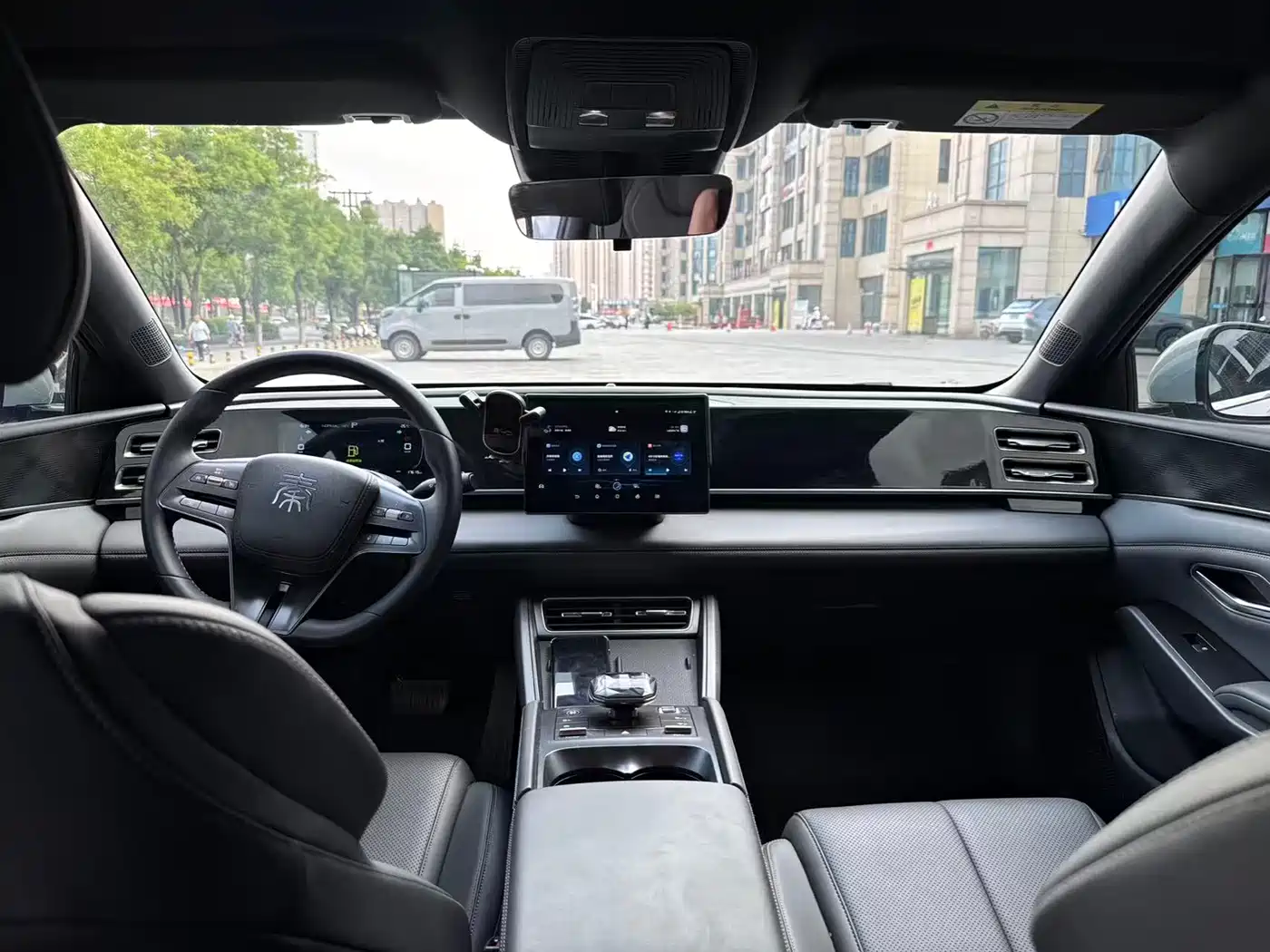 BYD Qin L 2024 2024 DM-i 80KM Leading Edition
