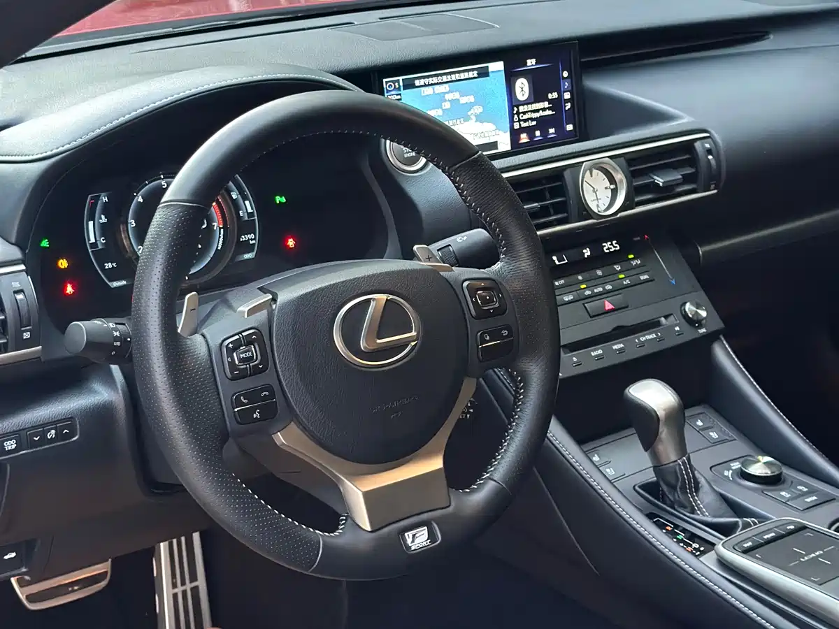 Lexus RC 2018 RC 300 F SPORT Edition фото 11