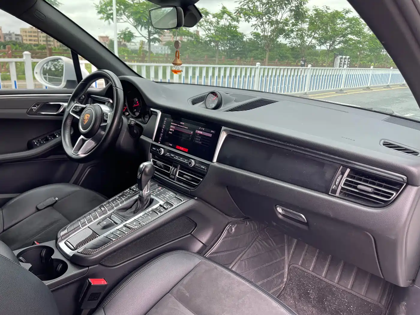 Porsche Macan 2018 Macan 2.0T фото 7