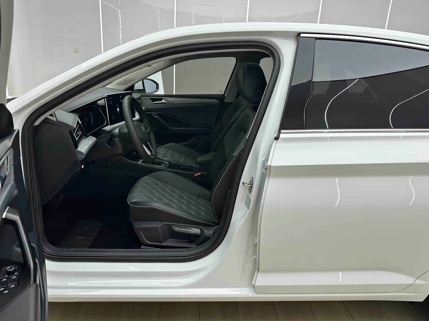 Volkswagen Sagitar, миниатюра 9