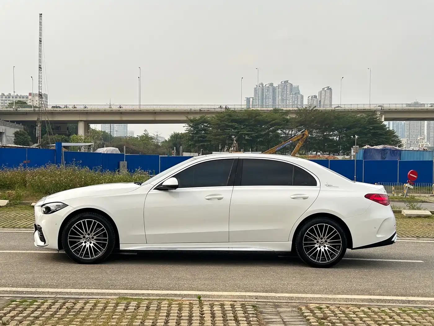 Mercedes-Benz C-Class 2023 C 260 L Sport фото 3