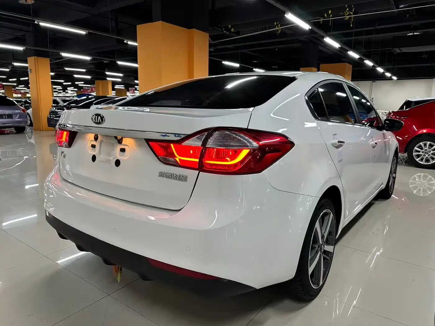 Kia K3 2017 1.6L Automatic 15th Anniversary Special GLS фото 13