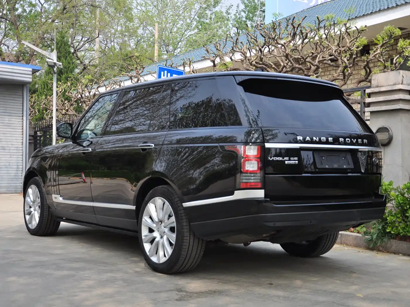 Land Rover Range Rover 2017 3.0 SC V6 Vogue SE Autobiography LWB фото 4