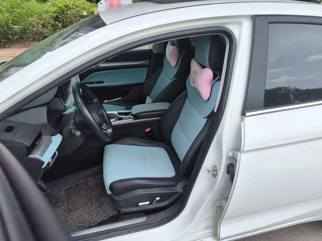 Geely Emgrand L 2022 2022 1.4T CVT Supreme