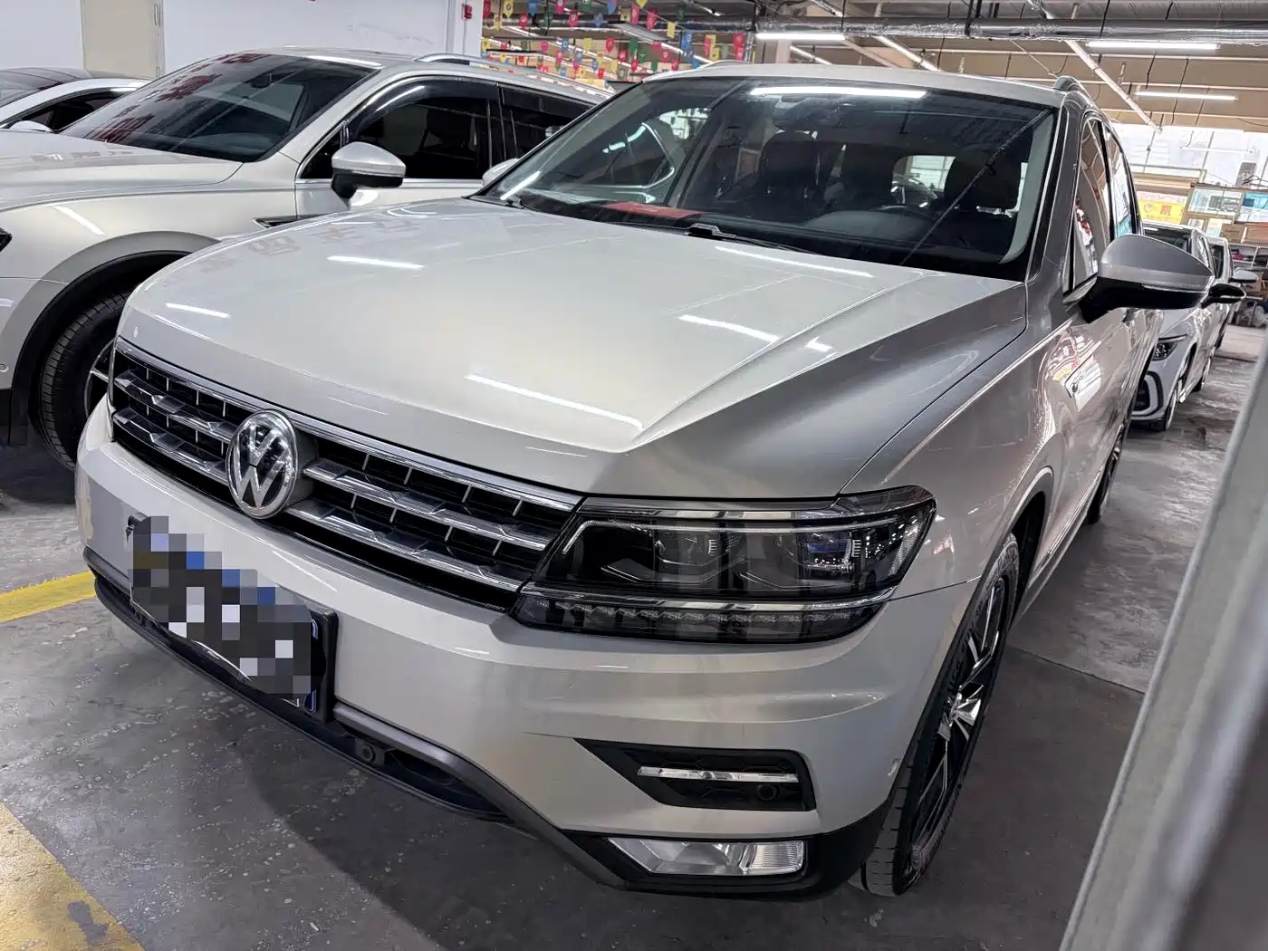 Volkswagen Tiguan L 2017 380TSI Automatic 4WD Flagship Edition