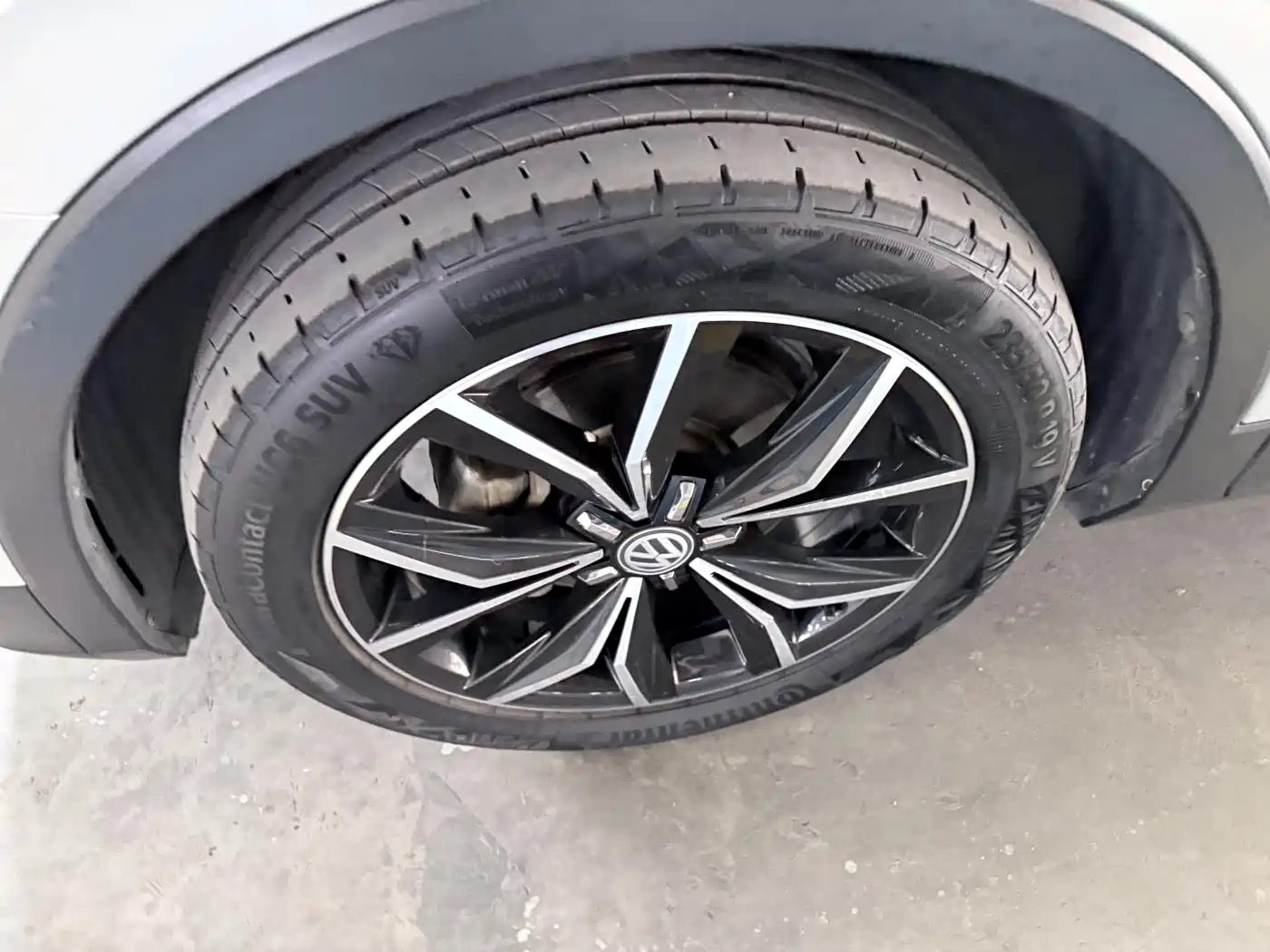 Volkswagen Tiguan L 2017 380TSI Automatic 4WD Flagship Edition фото 10
