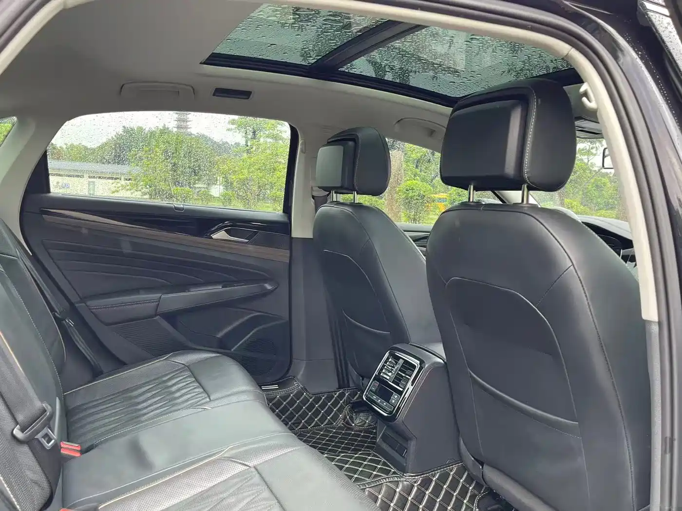 Volkswagen Passat New Energy 2020 430PHEV Hybrid Luxury (China VI) фото 21