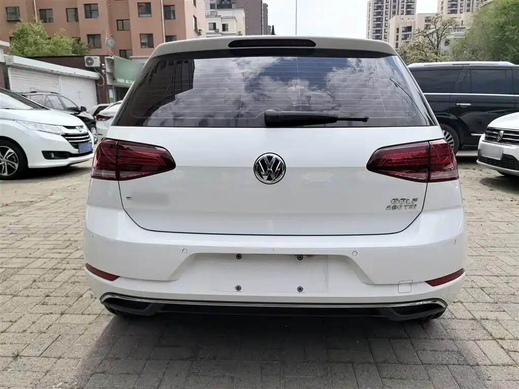 Volkswagen Golf 2019 200TSI DSG Comfort Progressive China VI фото 9