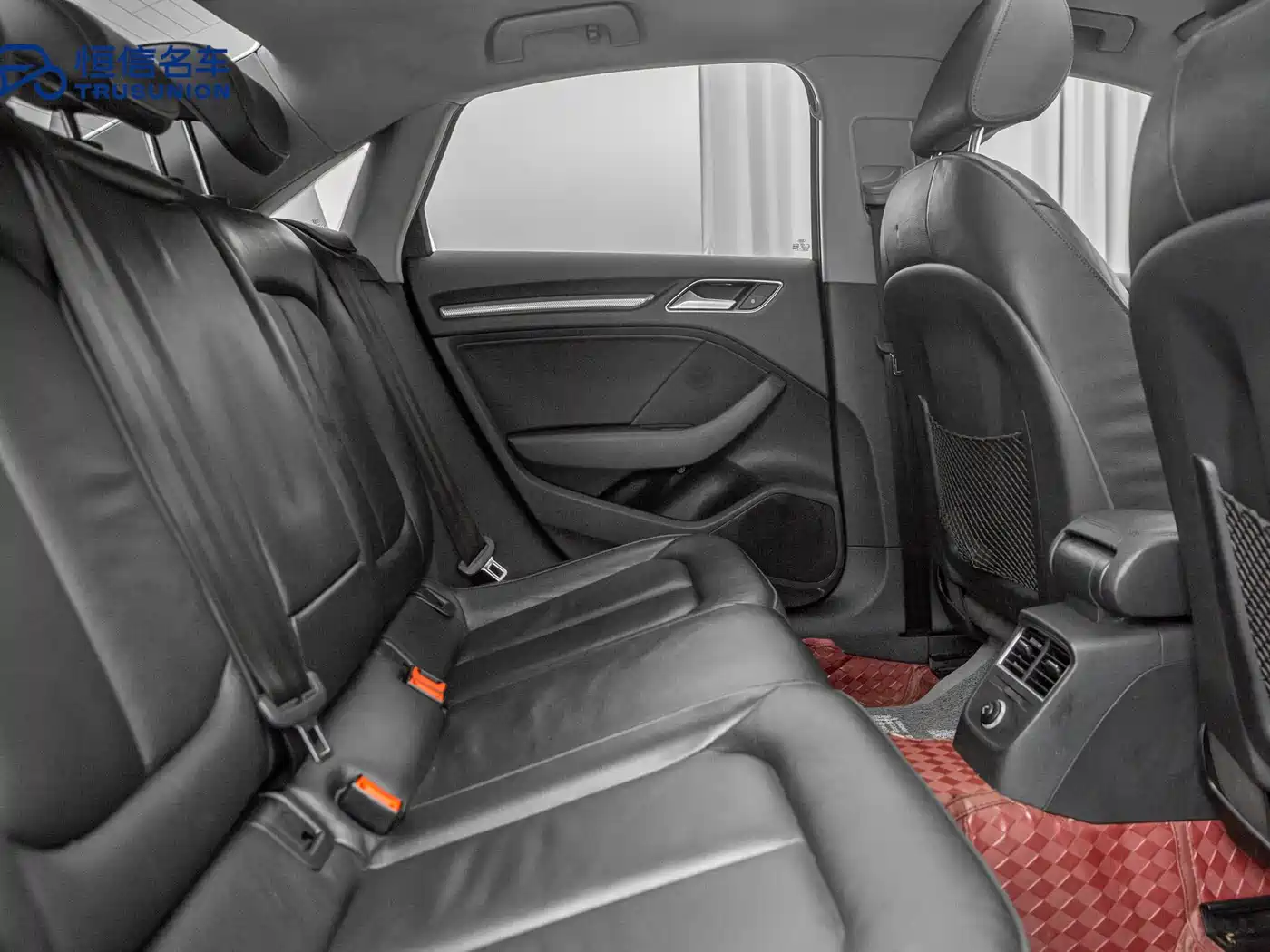 Audi A3 2018 30th Anniversary Limousine 35 TFSI Style фото 15