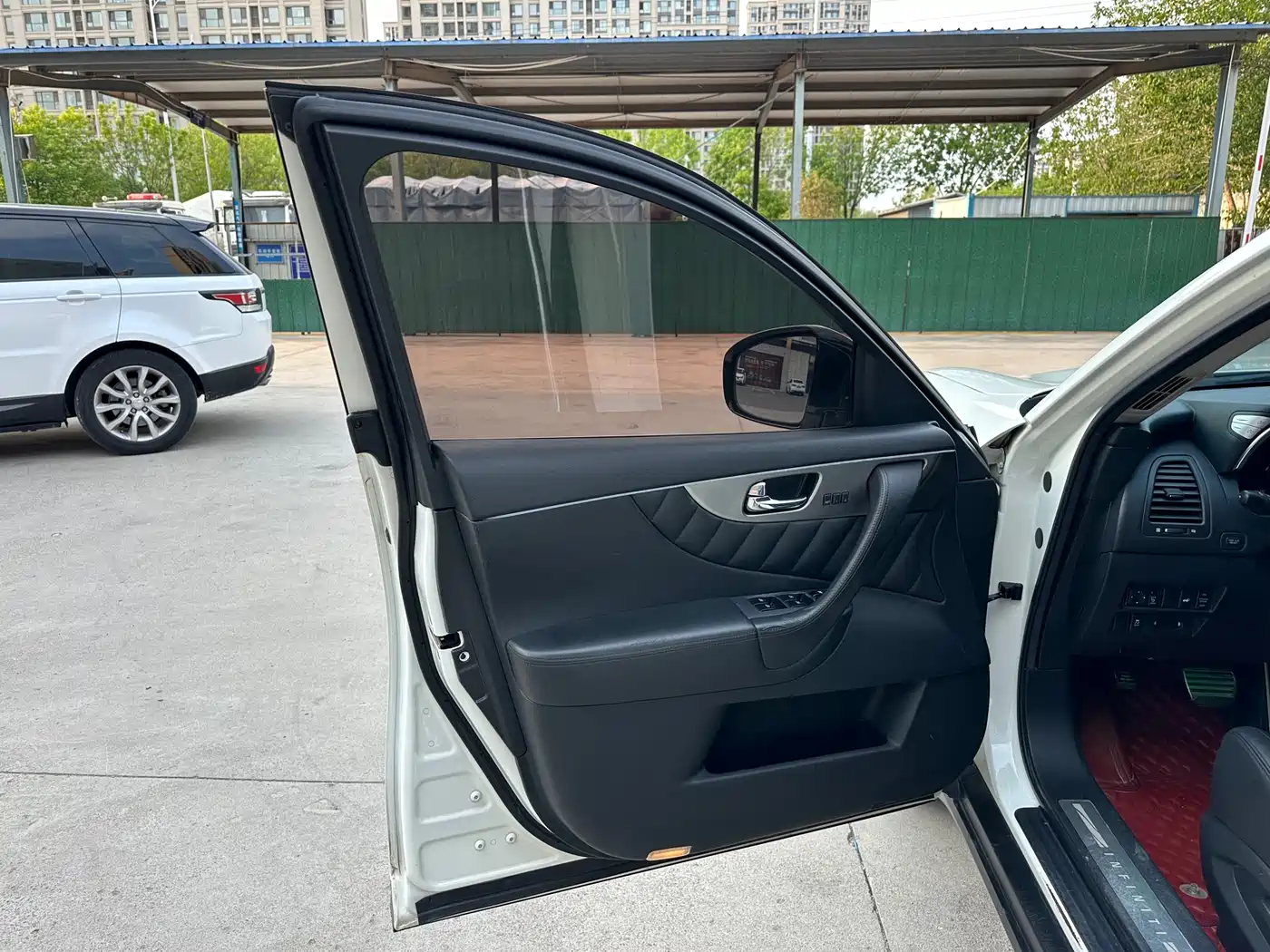 Infiniti FX 2013 FX37 Standard Edition фото 16