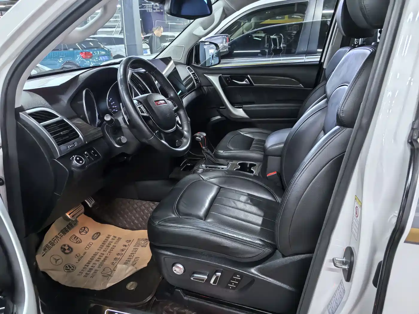 Haval H9 2015 2.0T 4WD Luxury 7-Seater фото 6