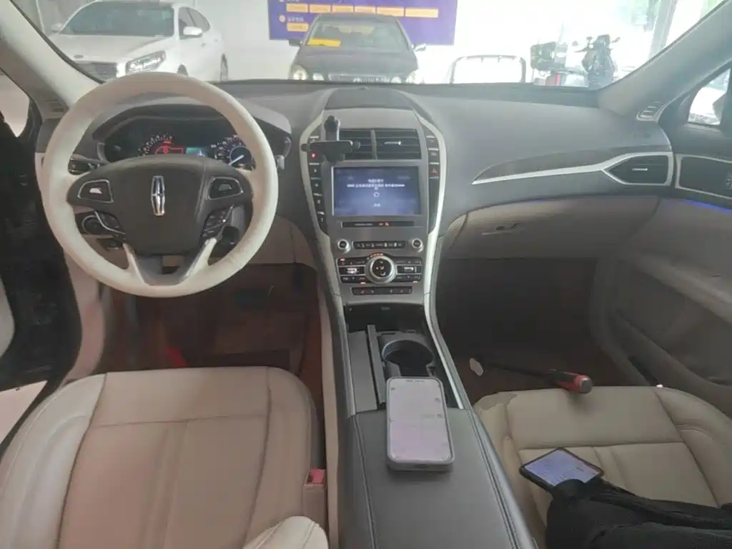 Lincoln MKZ 2021 2020 2.0T Premium Edition