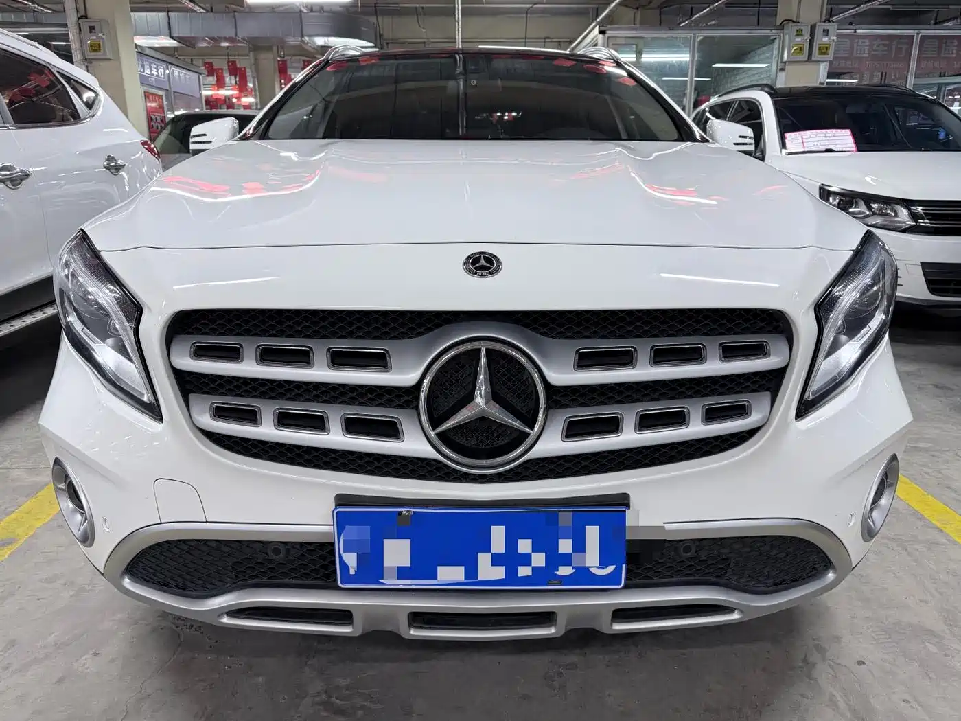 Mercedes-Benz GLA 2017 GLA 220 4MATIC Fashion фото 2